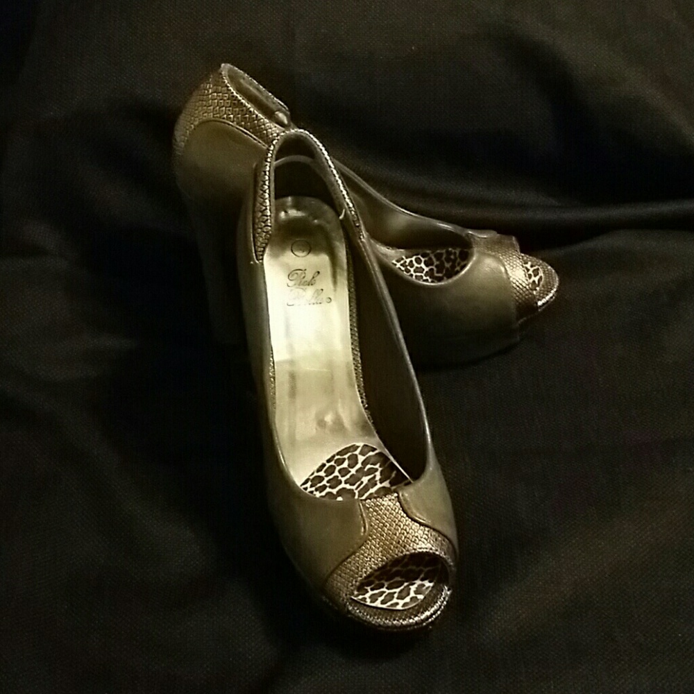 Staletto heels